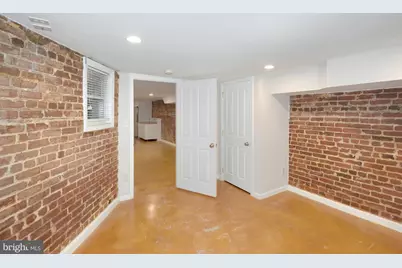 2721 NW Ontario Road NW #B, Washington, DC 20009 - Photo 17