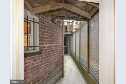 2721 NW Ontario Road NW #B, Washington, DC 20009 - Photo 21