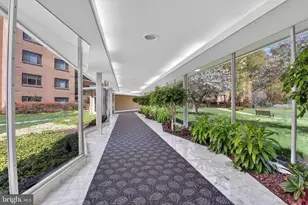 4201 Cathedral Ave NW, Washington, DC 20016 - Photo 15