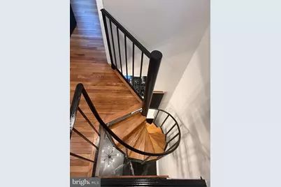 546 Hobart Place NW, Washington, DC 20001 - Photo 21
