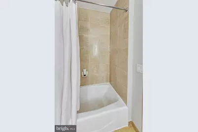 811 4th Street NW #112, Washington, DC 20001 - Photo 17