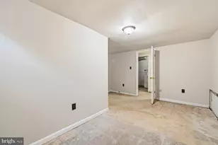 1327 Leegate Rd NW, Washington, DC 20012 - Photo 33