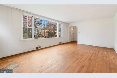 1327 Leegate Road NW, Washington, DC 20012 - Photo 3