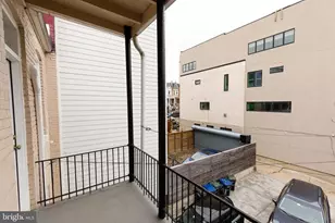 1113 Clifton St NW, Washington, DC 20009 - Photo 23