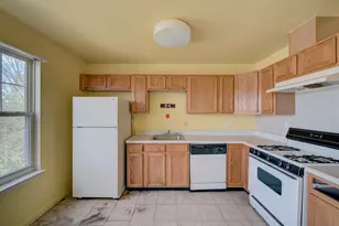 906 Blakney Ln SE, Washington, DC 20032 - Photo 17