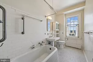 1661 Crescent Pl NW, Washington, DC 20009 - Photo 31