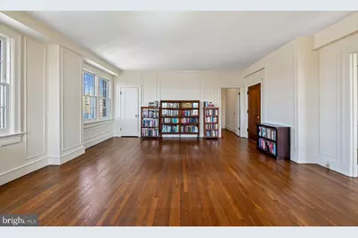 1661 Crescent Place NW #502, Washington, DC 20009 - Photo 5