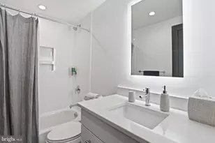 1007 O St NW, Washington, DC 20001 - Photo 37