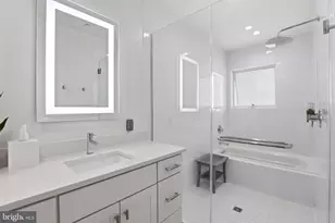 1007 O St NW, Washington, DC 20001 - Photo 33