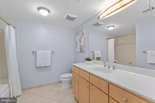 1117 10th St NW, Washington, DC 20001 - Photo 25