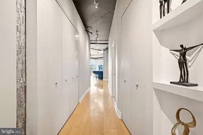 301 Massachusetts Avenue NW #403, Washington, DC 20001 - Photo 25