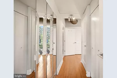 301 Massachusetts Avenue NW #403, Washington, DC 20001 - Photo 19