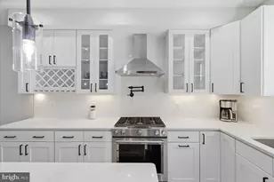 1168 Abbey Pl NE, Washington, DC 20002 - Photo 29