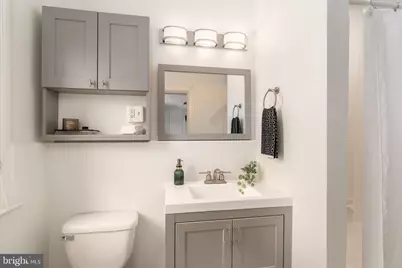 1915 16th Street NW #304, Washington, DC 20009 - Photo 13