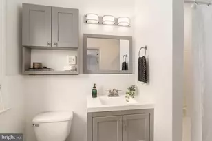 1915 16th St NW, Washington, DC 20009 - Photo 13
