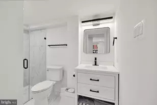 1821 19th St NW, Washington, DC 20009 - Photo 21