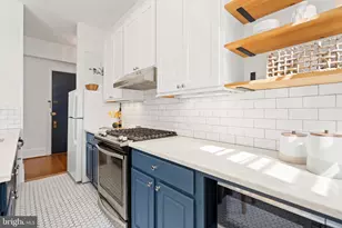 3039 Macomb St NW, Washington, DC 20008 - Photo 15