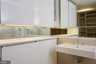 925 H St NW, Washington, DC 20001 - Photo 11