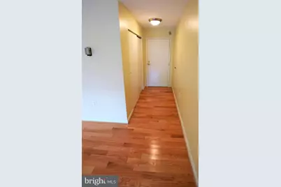 4555 Macarthur Boulevard NW #103, Washington, DC 20007 - Photo 5