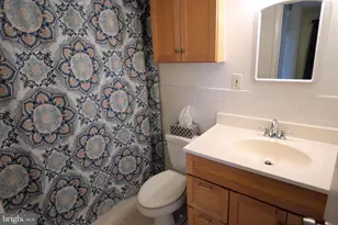 4555 MacArthur Blvd NW, Washington, DC 20007 - Photo 17