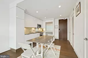 45 Sutton Square SW, Washington, DC 20024 - Photo 3