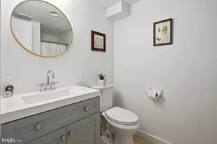 645 Q St NW, Washington, DC 20001 - Photo 5