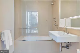 925 H St NW, Washington, DC 20001 - Photo 19