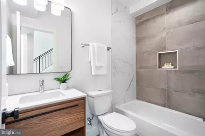 845 19th Street NE #PH-10, Washington, DC 20002 - Photo 11