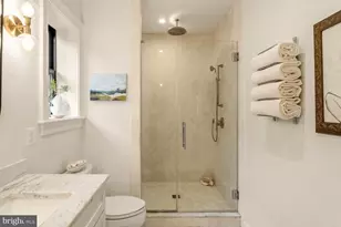 5711 Colorado Ave NW, Washington, DC 20011 - Photo 17