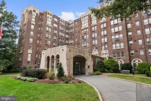 4000 Cathedral Ave NW, Washington, DC 20016 - Photo 5