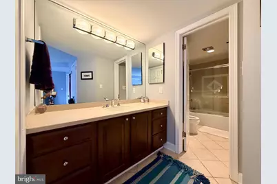 1080 Wisconsin Avenue NW #2004, Washington, DC 20007 - Photo 15