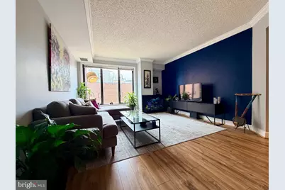 1080 Wisconsin Avenue NW #2004, Washington, DC 20007 - Photo 5