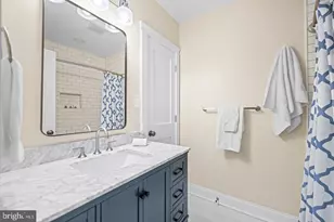 637 Allison St NW, Washington, DC 20011 - Photo 17