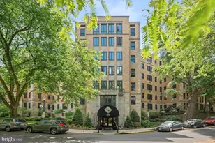 2032 Belmont Rd NW, Washington, DC 20009 - Photo 15