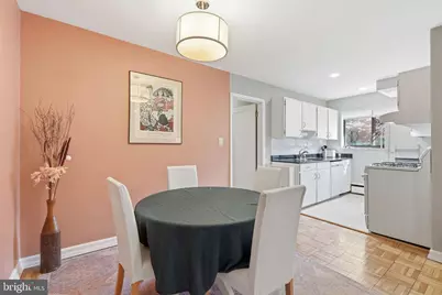 2325 42nd Street NW #321, Washington, DC 20007 - Photo 11