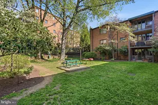 2325 42nd St NW, Washington, DC 20007 - Photo 27