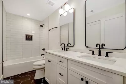 2121 3rd Street NE #2, Washington, DC 20002 - Photo 9