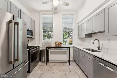 3039 Macomb Street NW #16, Washington, DC 20008 - Photo 11