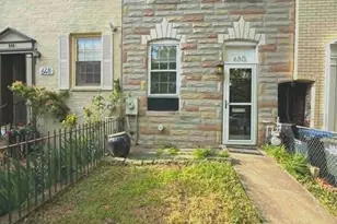 650 E St SE, Washington, DC 20003 - Photo 1