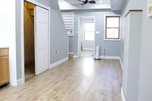 650 E St SE, Washington, DC 20003 - Photo 3