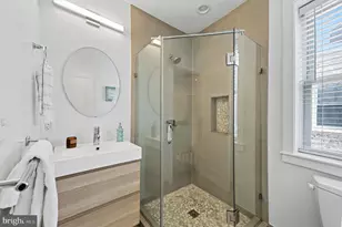 3639 New Hampshire Ave NW, Washington, DC 20010 - Photo 23