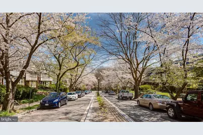 4421 Volta Place NW, Washington, DC 20007 - Photo 33