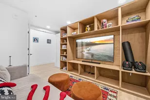 1729 T St NW, Washington, DC 20009 - Photo 25