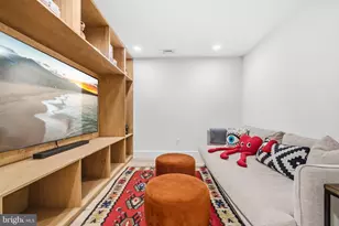 1729 T St NW, Washington, DC 20009 - Photo 27