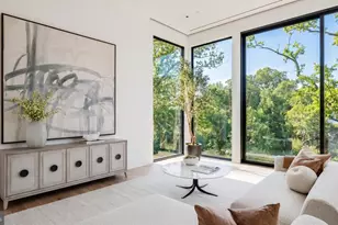 2676 Chain Bridge Rd NW, Washington, DC 20016 - Photo 15
