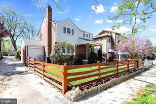 2005 NE Lawrence Street NE, Washington, DC 20018 - Photo 3