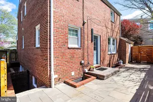 2005 NE Lawrence Street NE, Washington, DC 20018 - Photo 35