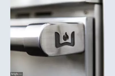 2913 University Terrace NW, Washington, DC 20016 - Photo 21