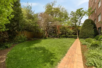 1661 Crescent Place NW #102W, Washington, DC 20009 - Photo 3