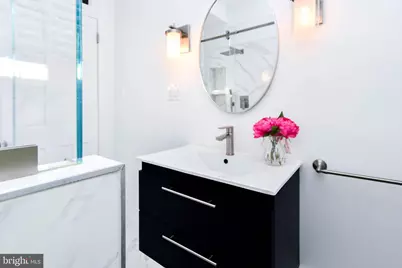 34 R Street NE, Washington, DC 20002 - Photo 37